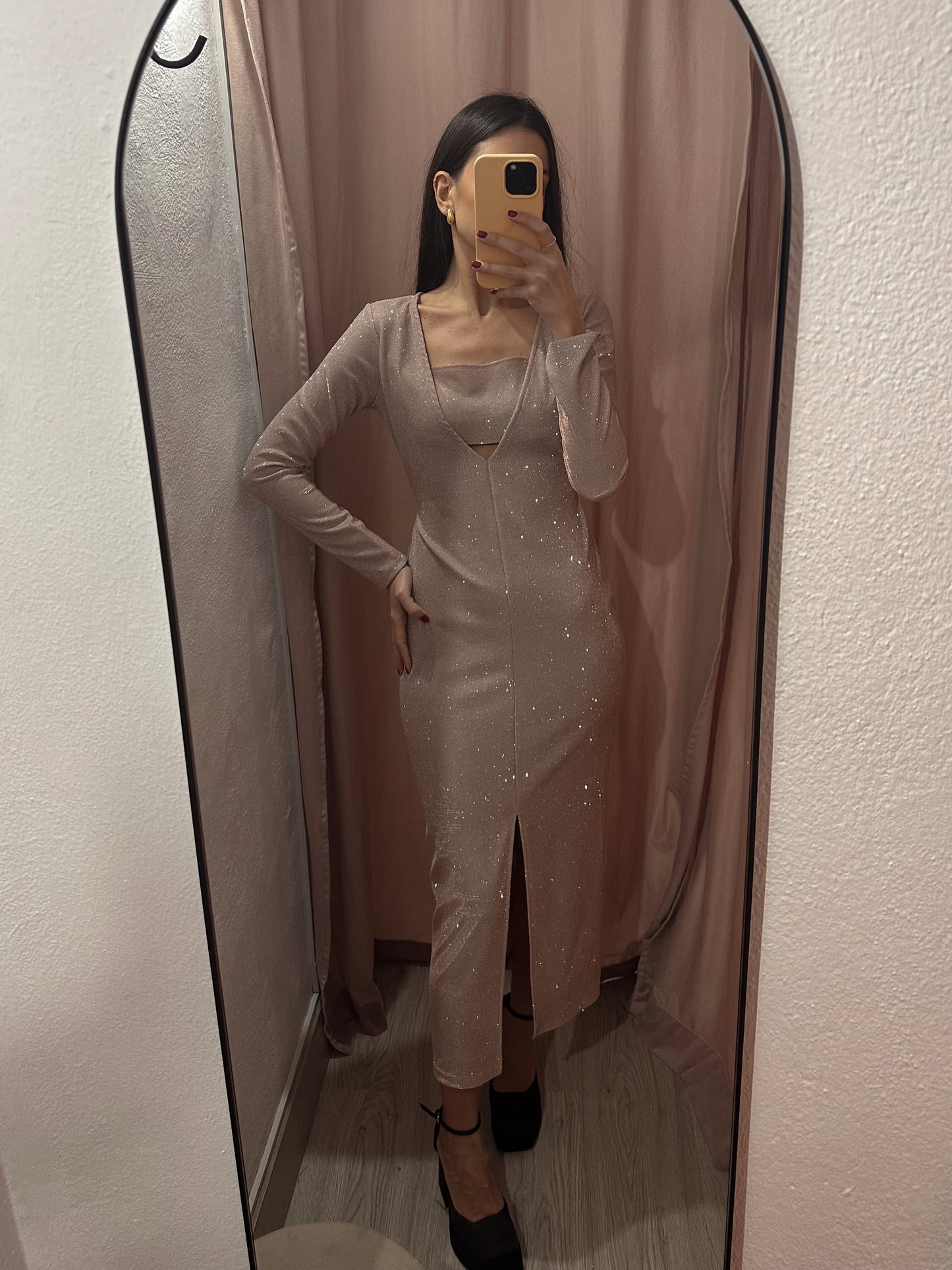 Vestido brillo banda rosa